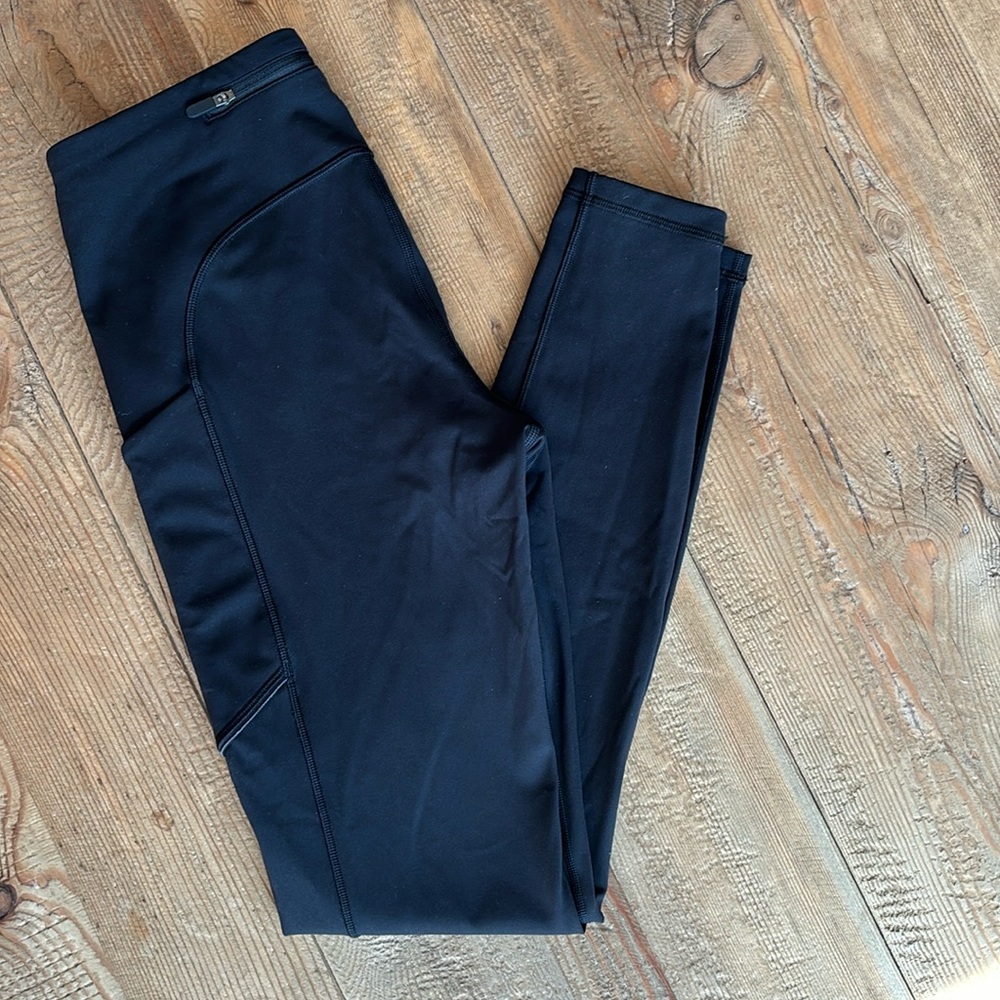 Lululemon leggings size 6